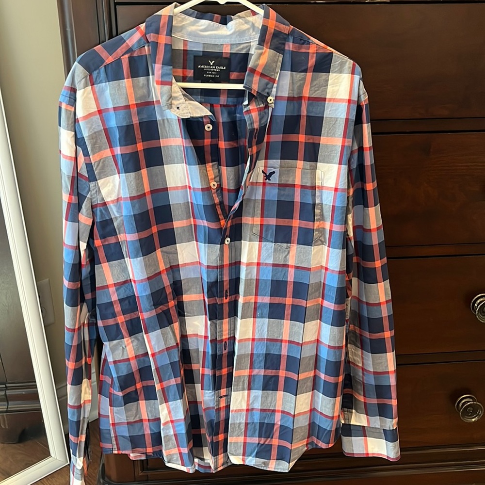 American eagle button down long sleeve shirt size XL